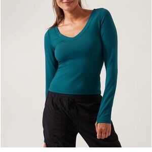 Athleta Shanti Teal Long Sleeve Women's Top